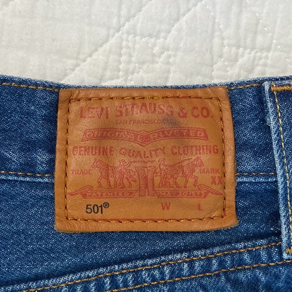Levi’s 501 shorts - Picture 3 of 6